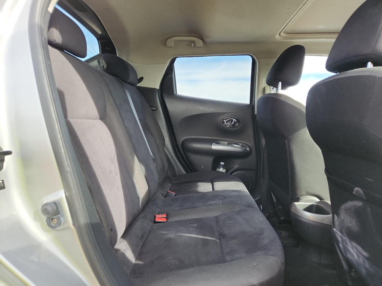 2011 Nissan Juke S VIN: JN8AF5MV7BT008978 Lot: 71786975