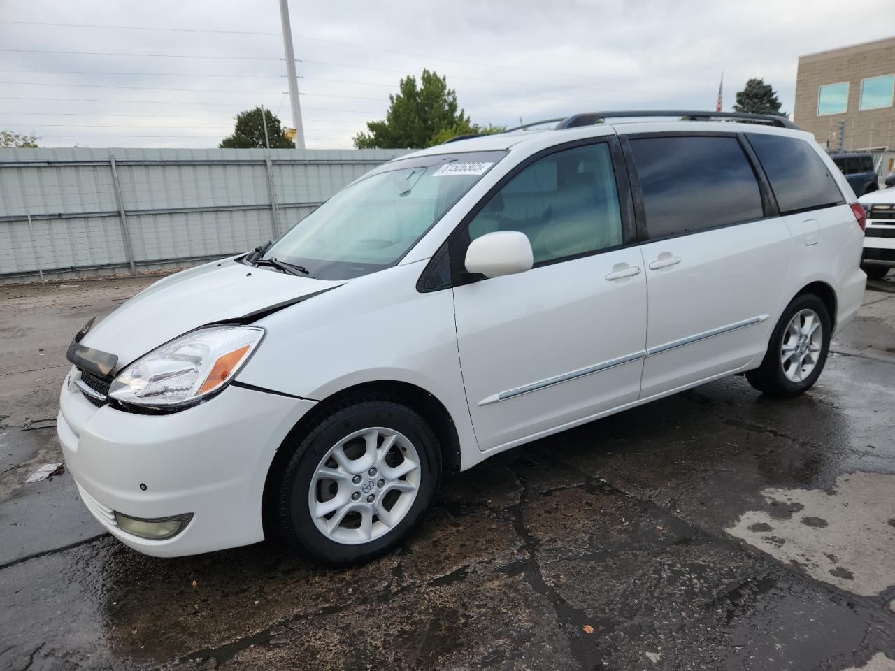 2005 Toyota Sienna Xle