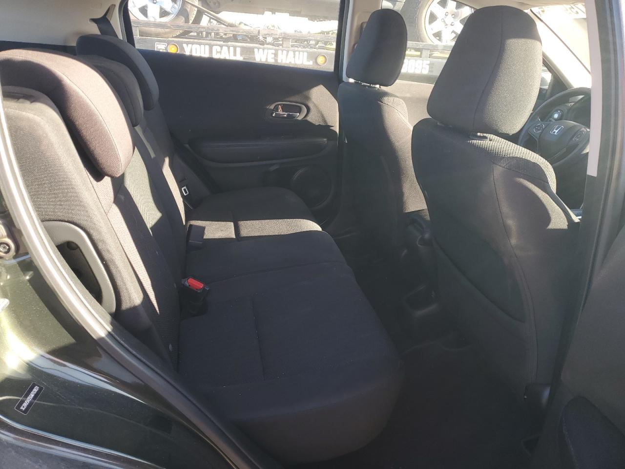 2016 Honda Hr-V Lx VIN: 3CZRU5H35GM703831 Lot: 81759555