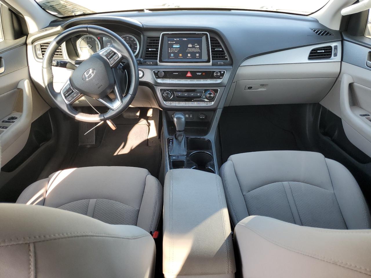 2018 Hyundai Sonata Sport VIN: 5NPE34AF5JH638742 Lot: 81872585