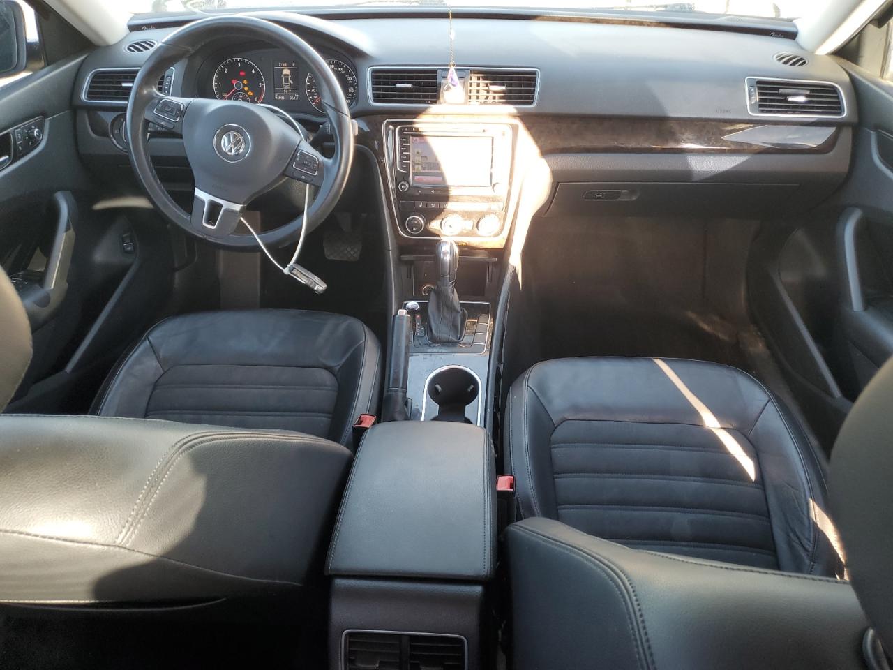 2014 Volkswagen Passat Sel VIN: 1VWCN7A3XEC046695 Lot: 81782105