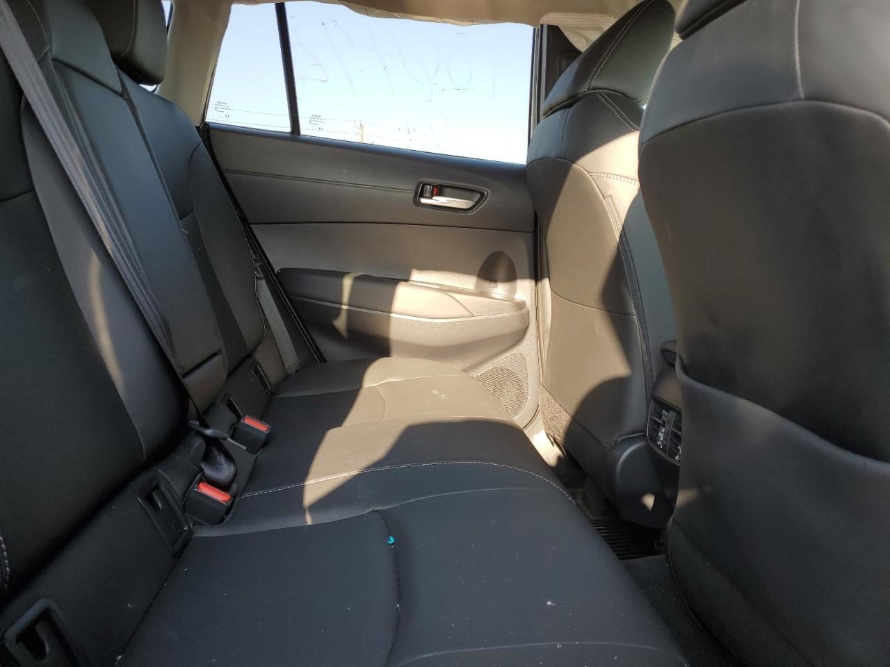 2024 Toyota Corolla Cross Xle VIN: 7MUDAABG3RV106442 Lot: 81040835