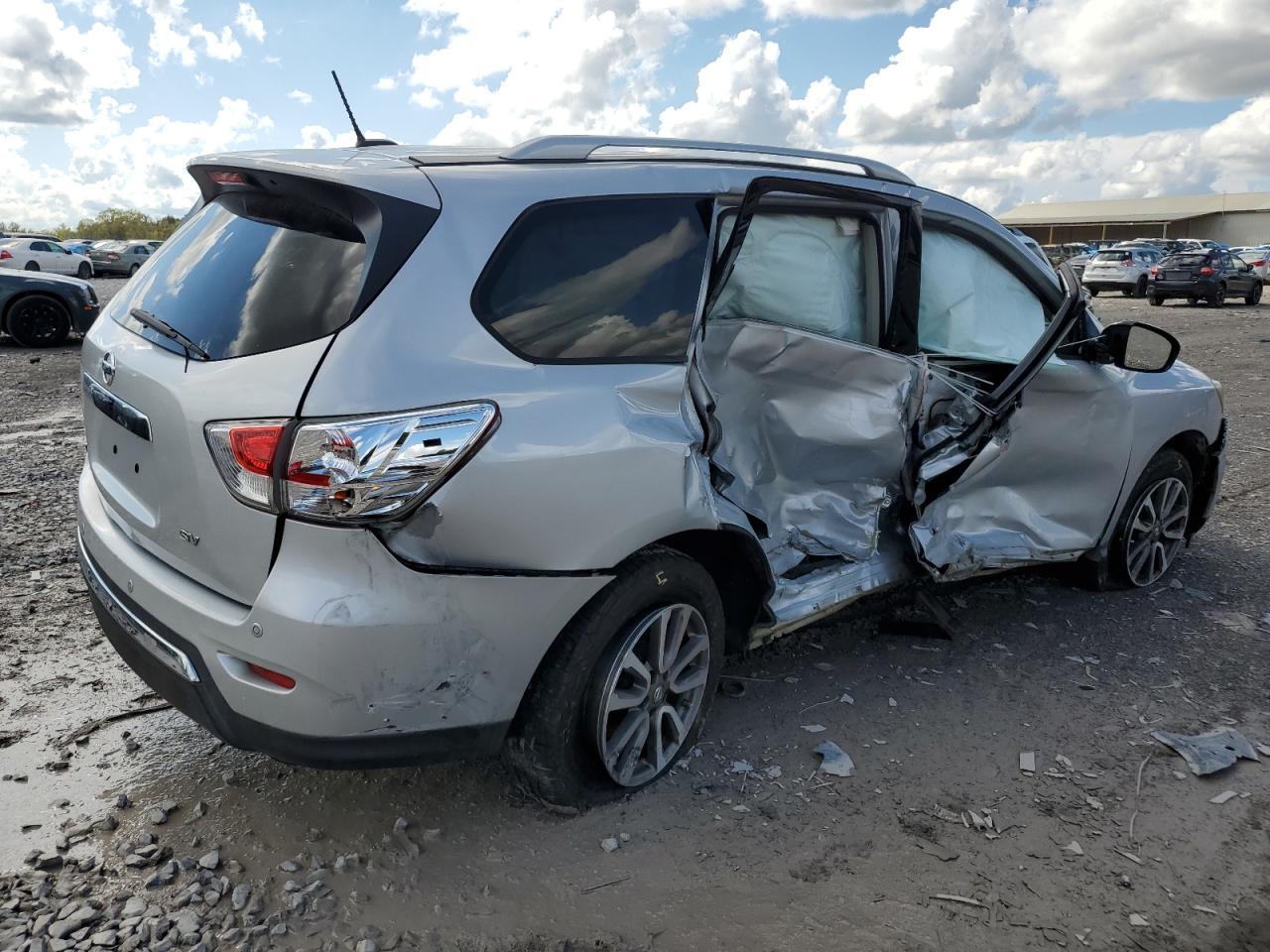 2013 Nissan Pathfinder S 5N1AR2MN1DC636311 photo #4