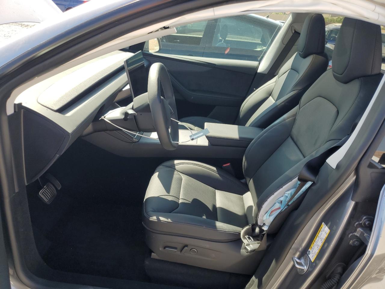 2026 Tesla Model Y VIN: 7SAYGDED8TA431046 Lot: 80709585