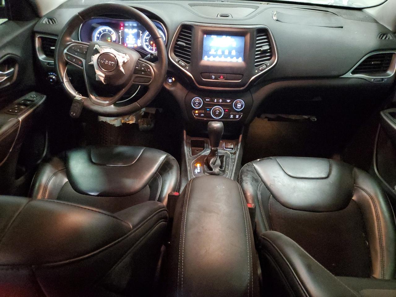 2019 Jeep Cherokee Latitude Plus VIN: 1C4PJLLB4KD428160 Lot: 84257765