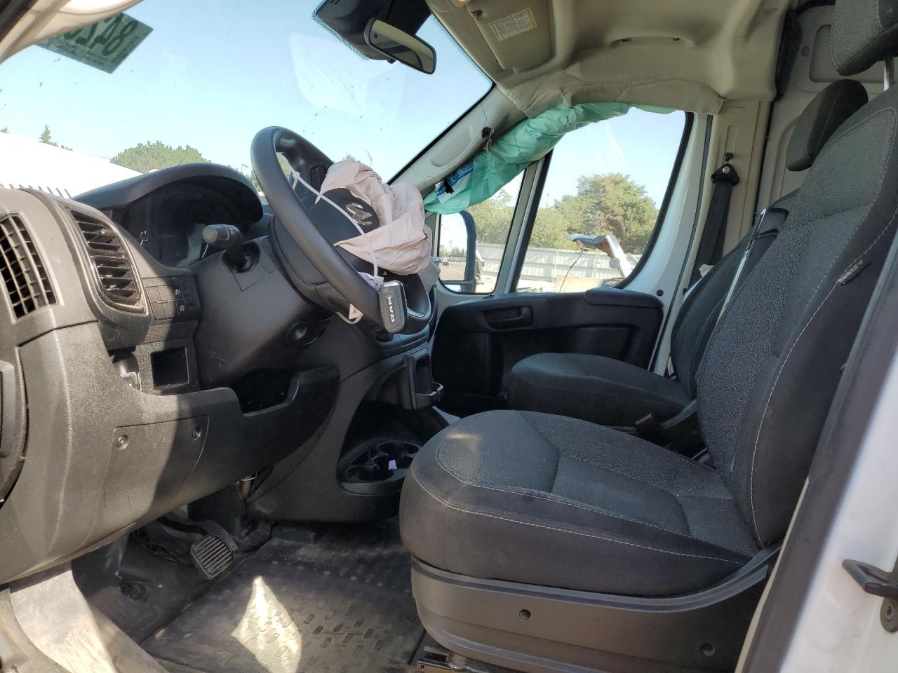 2022 Ram Promaster Cargo Van VIN: 3C6LRVDG4NE125113 Lot: 84203705