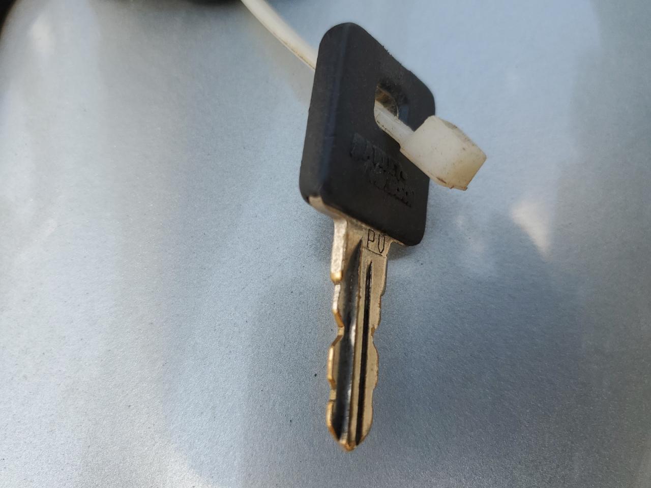 2005 Harley-Davidson Xl1200 C VIN: 1HD1CGP195K441199 Lot: 83851055