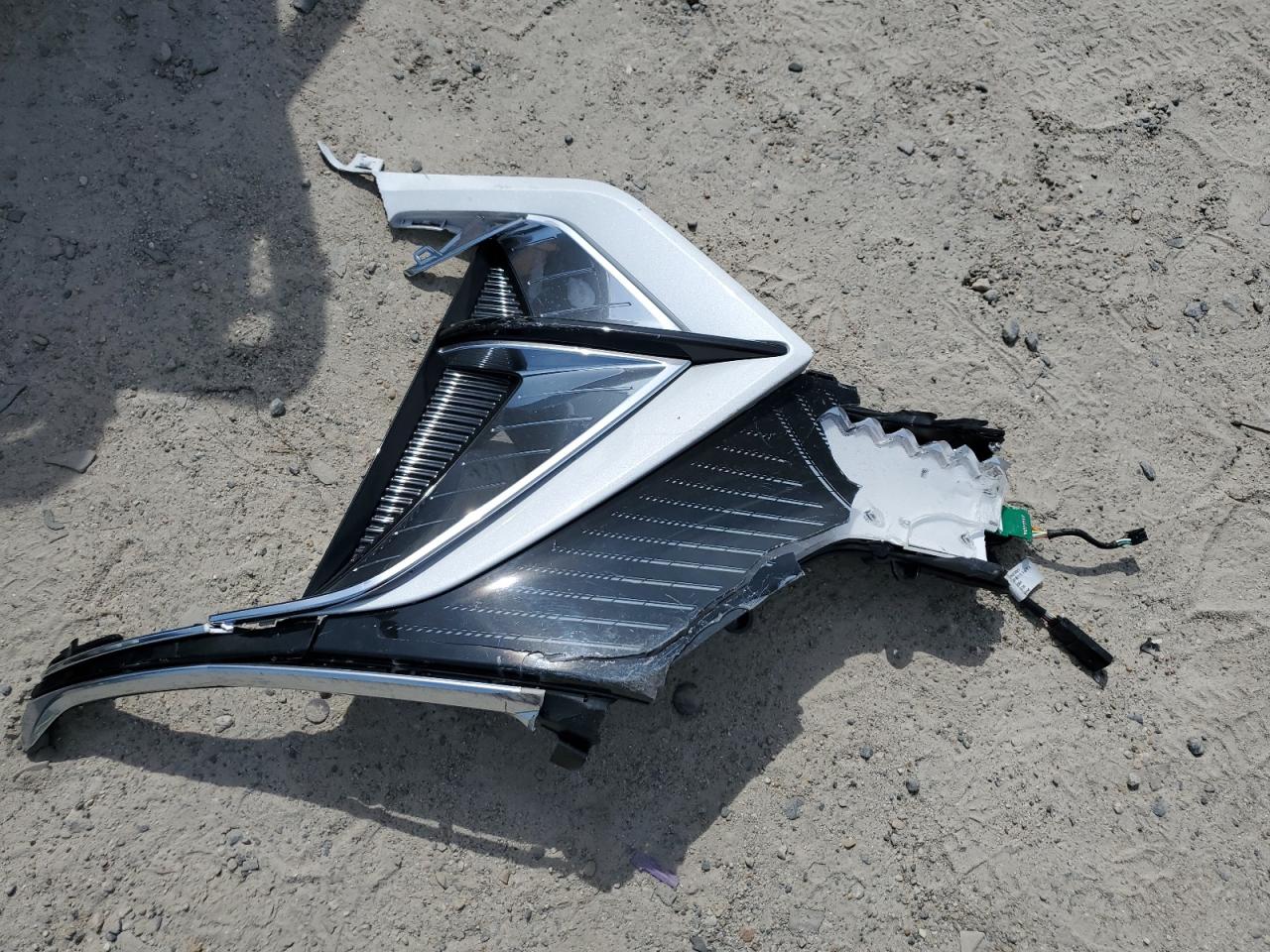 2024 Cadillac Lyriq Luxury VIN: 1GYKPRRK3RZ133433 Lot: 82111585