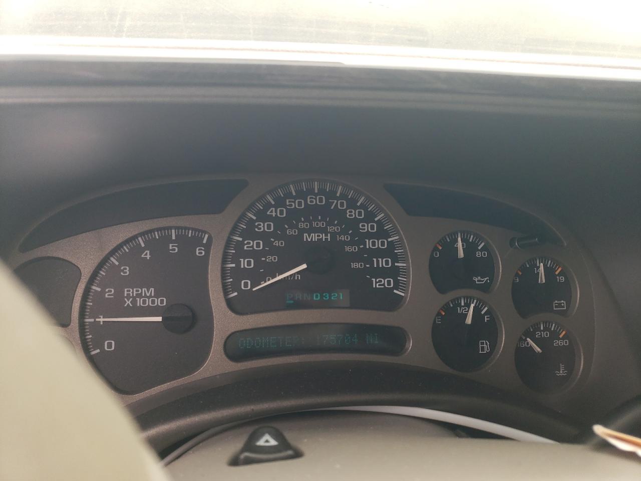 2005 GMC Yukon Denali VIN: 1GKEK63U55J141797 Lot: 81441695