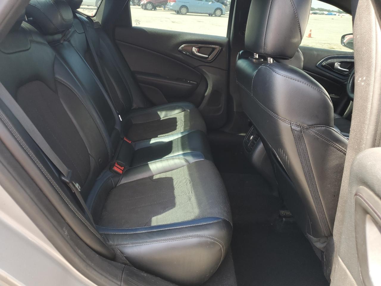 2015 Chrysler 200 S VIN: 1C3CCCBBXFN684253 Lot: 80864895