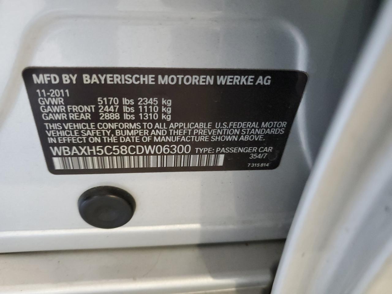 2012 BMW 528 Xi VIN: WBAXH5C58CDW06300 Lot: 81943045