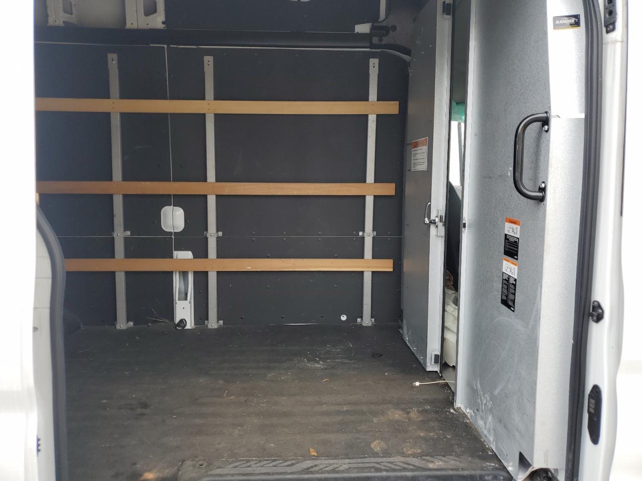 2022 Ford Transit T-250 VIN: 1FTBR1X8XNKA72481 Lot: 81502665