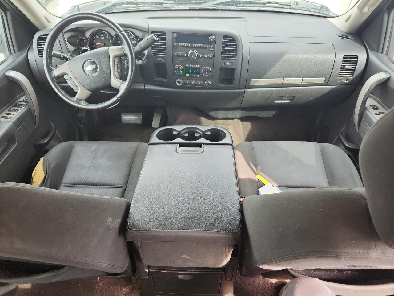 2011 Chevrolet Silverado C1500 Lt VIN: 3GCPCSE02BG129320 Lot: 81843705