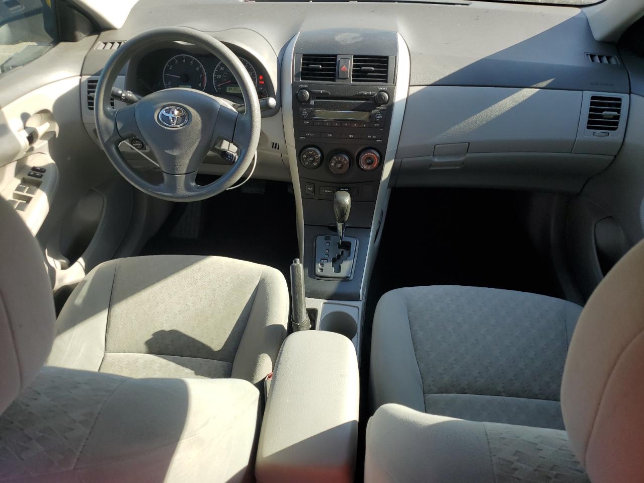 2009 Toyota Corolla Base VIN: 1NXBU40E89Z032180 Lot: 71969655