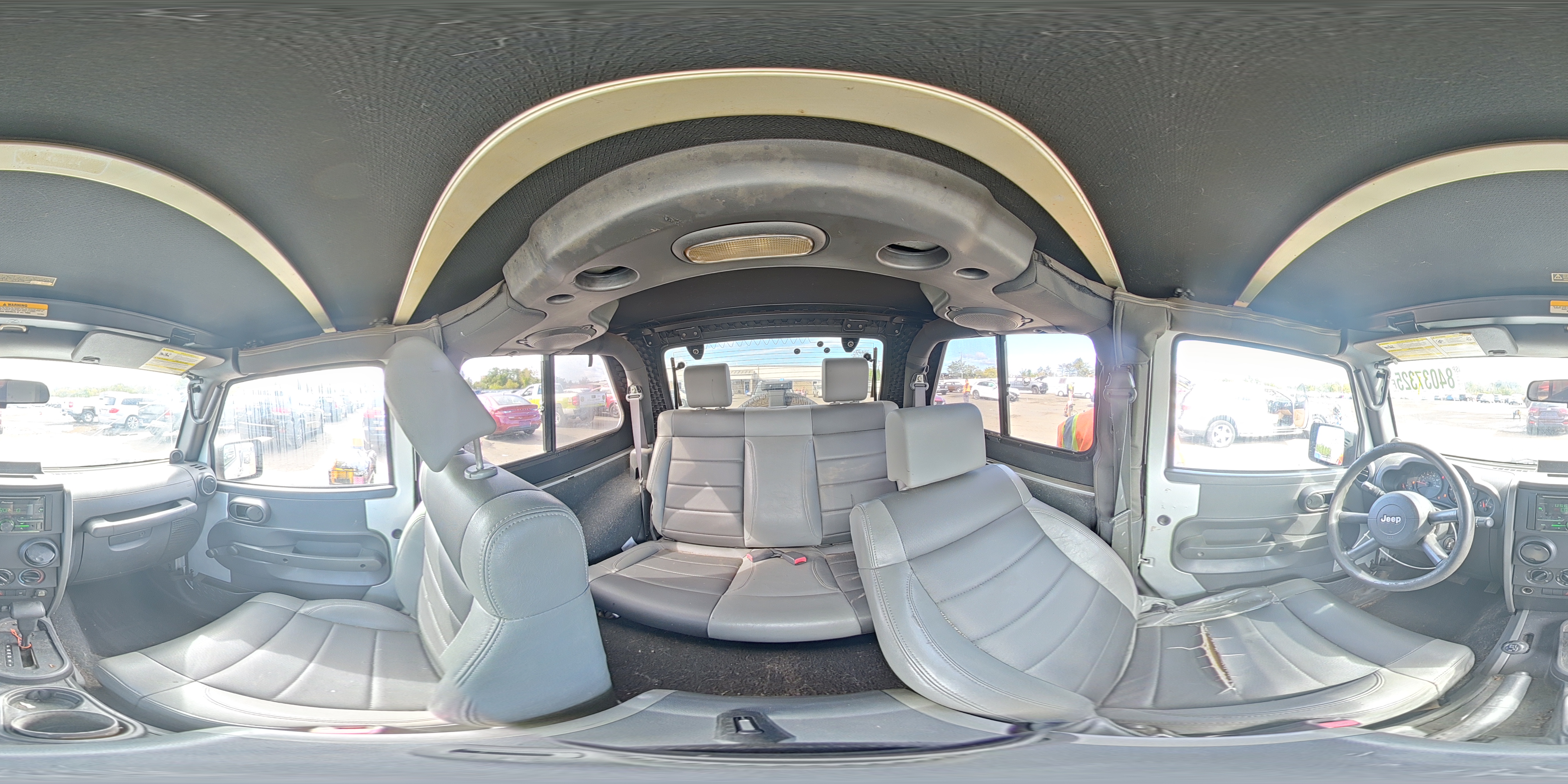 2007 Jeep Wrangler X VIN: 1J4FA24117L217338 Lot: 84037325
