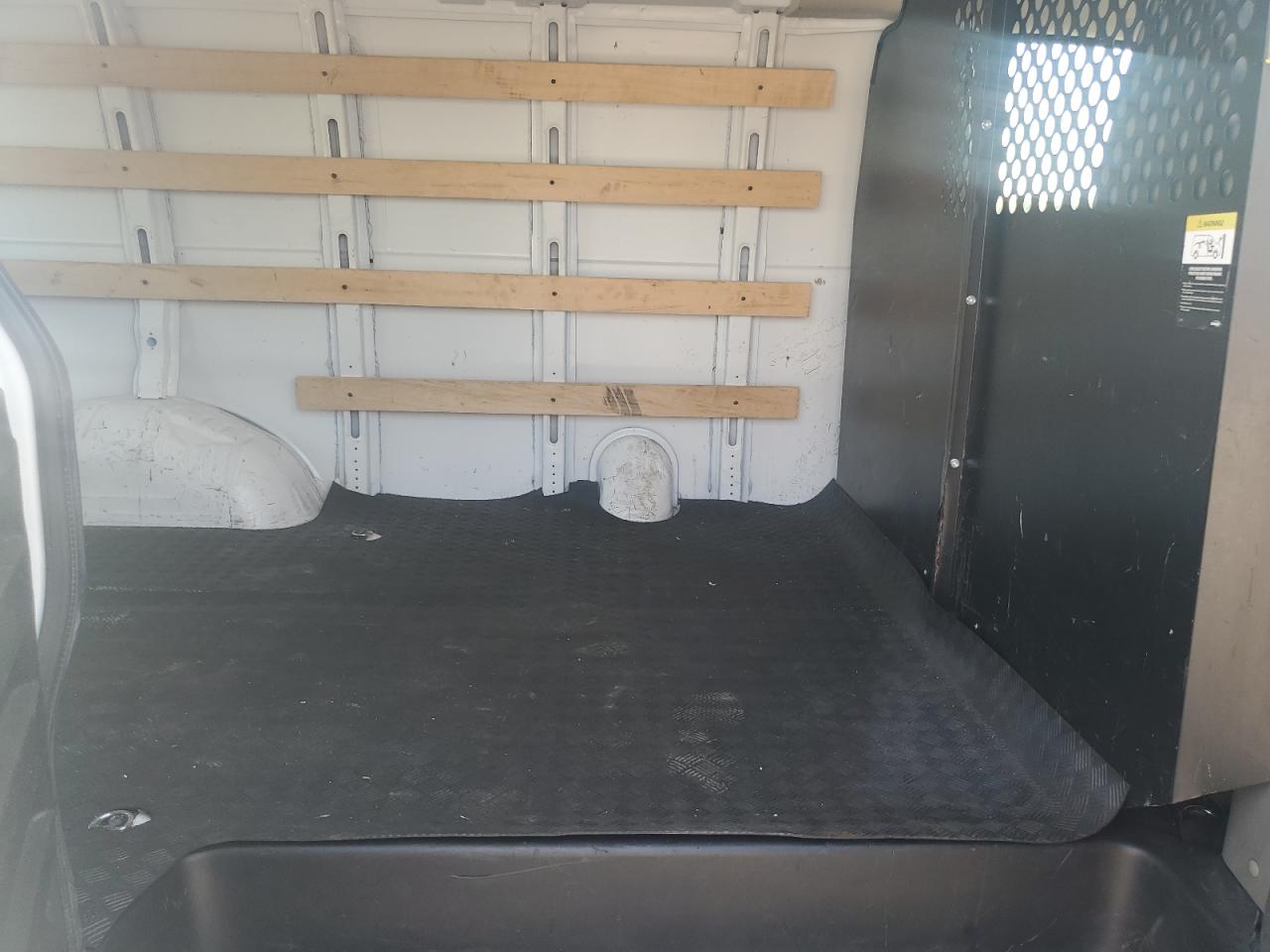 2020 GMC Savana Cg Van 2500 4 VIN: 1GTW7AFG3L1251528 Lot: 80287895