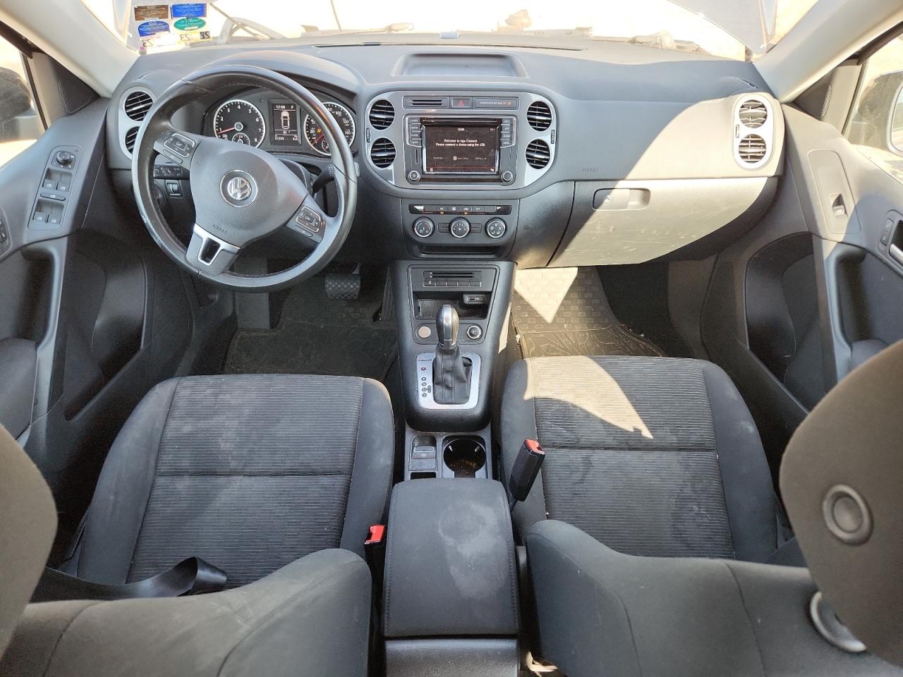 2017 Volkswagen Tiguan S VIN: WVGBV7AX9HK048266 Lot: 80622095