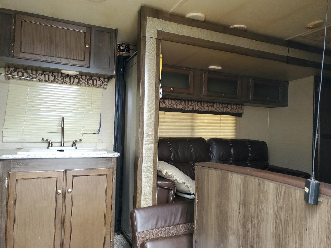 2017 Bull 248Rks VIN: 4YDT24824HX424009 Lot: 81152835