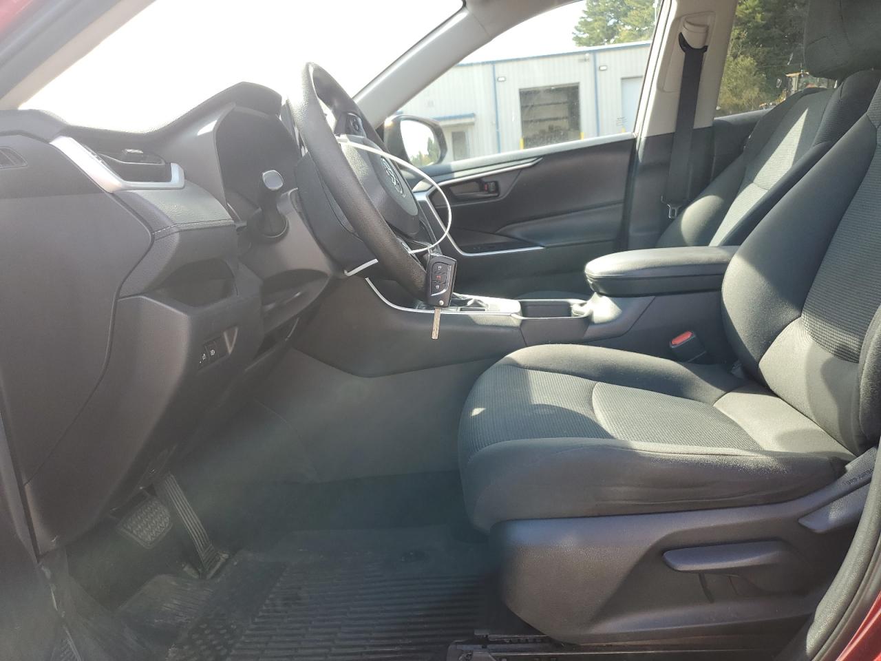 2020 Toyota Rav4 Le VIN: 2T3G1RFVXLC106153 Lot: 84353085