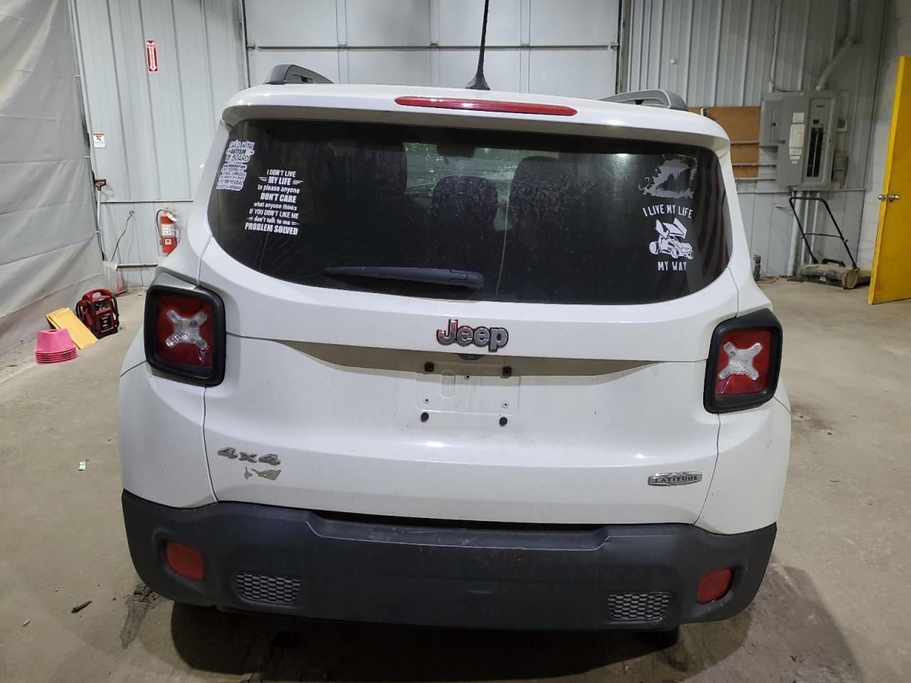 2016 Jeep Renegade Latitude VIN: ZACCJBBT7GPE22803 Lot: 70753375