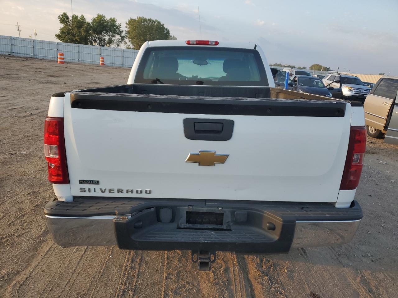 2011 Chevrolet Silverado K1500 VIN: 1GCRKPE36BZ334402 Lot: 80905345