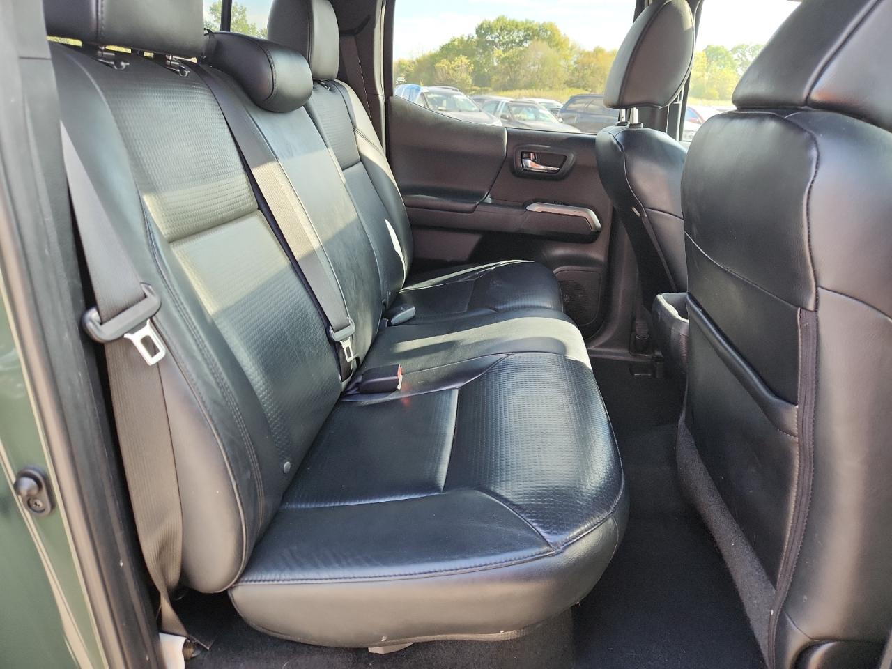 2021 Toyota Tacoma Double Cab VIN: 3TMGZ5AN2MM382398 Lot: 83984495