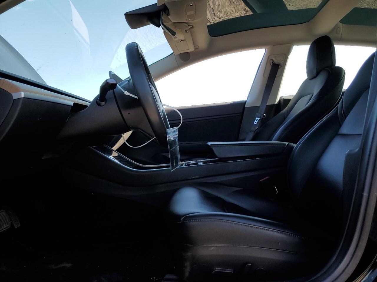 2018 Tesla Model 3 VIN: 5YJ3E1EA5JF025436 Lot: 81195025