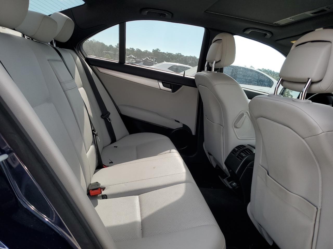2012 Mercedes-Benz C 250 VIN: WDDGF4HB5CA603962 Lot: 83840845