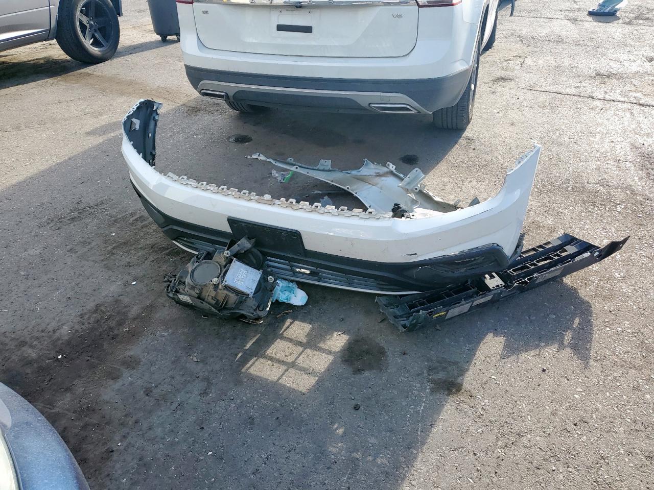 2018 Volkswagen Atlas Se VIN: 1V2DR2CA8JC506553 Lot: 81326425