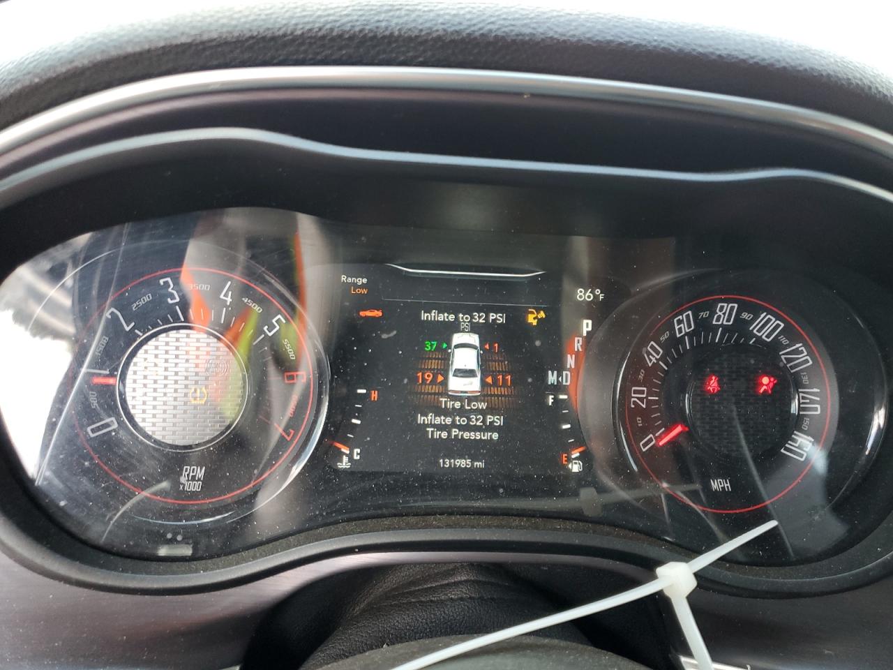 2017 Dodge Challenger R/T VIN: 2C3CDZBTXHH640015 Lot: 84645715