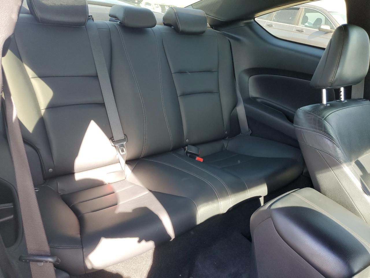 2017 Honda Accord Exl VIN: 1HGCT2A84HA001390 Lot: 71649725