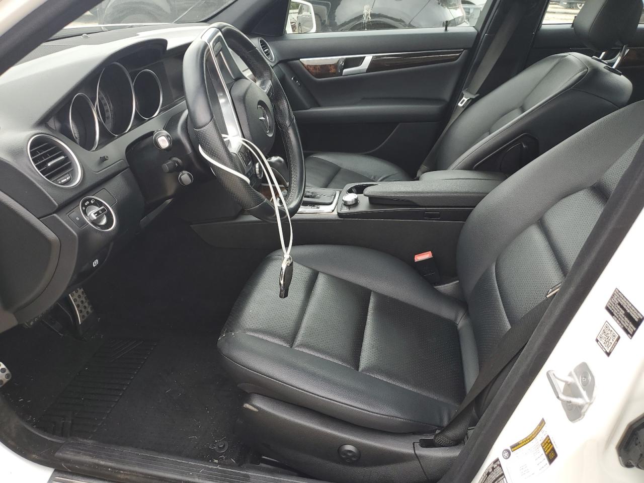 2014 Mercedes-Benz C 250 VIN: WDDGF4HB4EA964098 Lot: 83888985