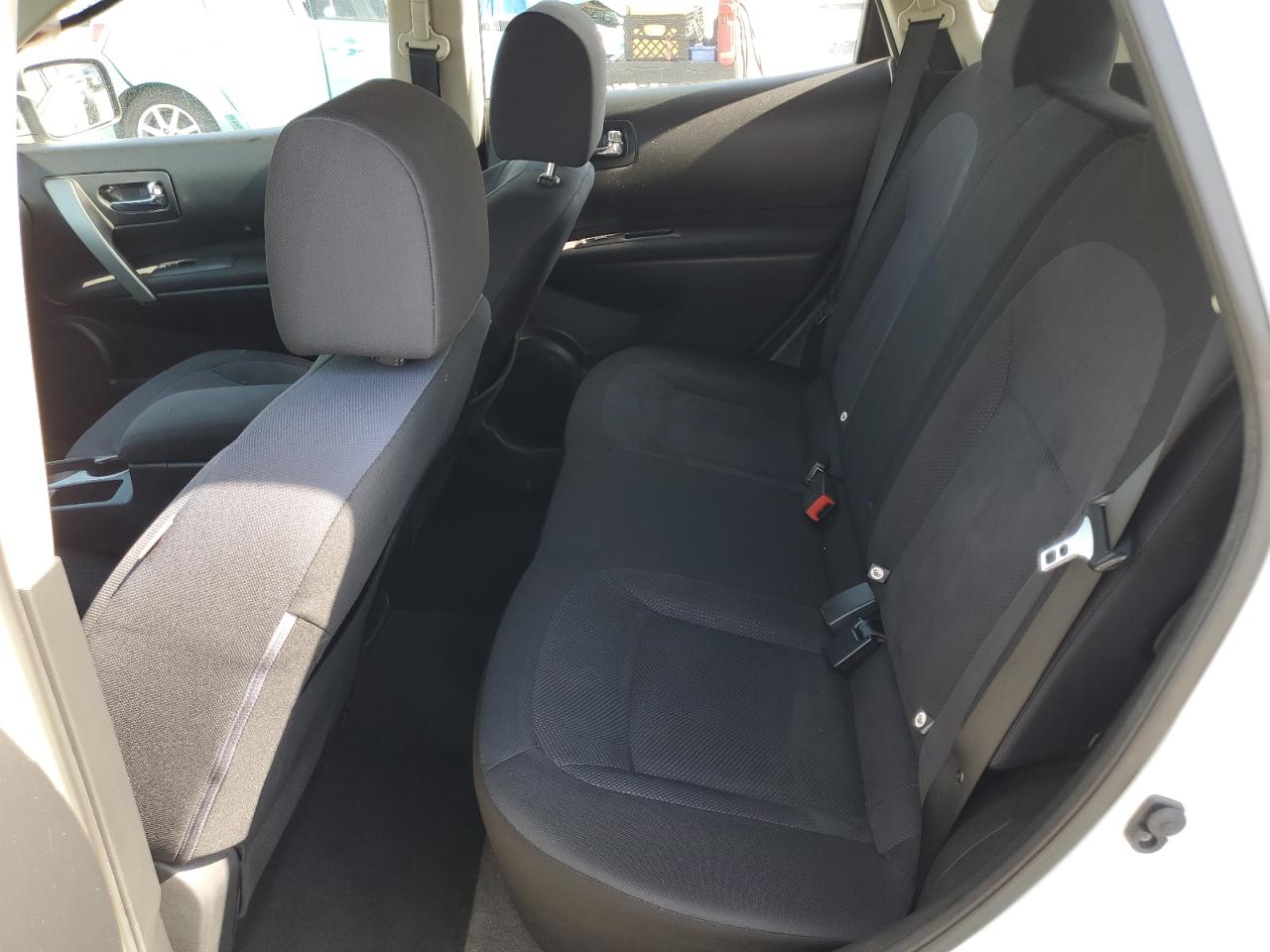 2015 Nissan Rogue Select S VIN: JN8AS5MTXFW674070 Lot: 81755415