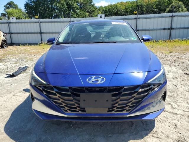 HYUNDAI ELANTRA 2021 Синий