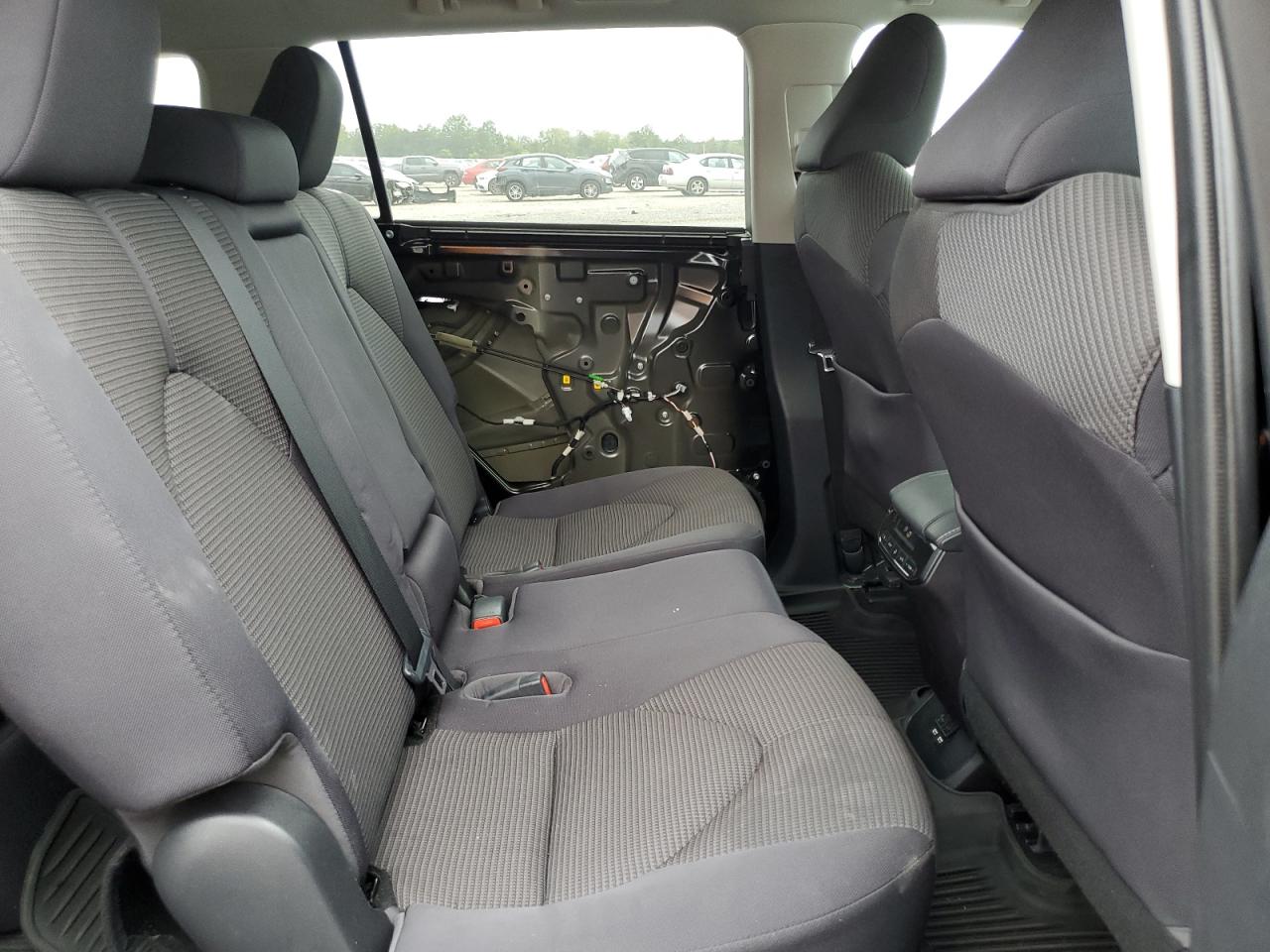 2021 Toyota Highlander L VIN: 5TDBZRBH2MS160017 Lot: 84249985