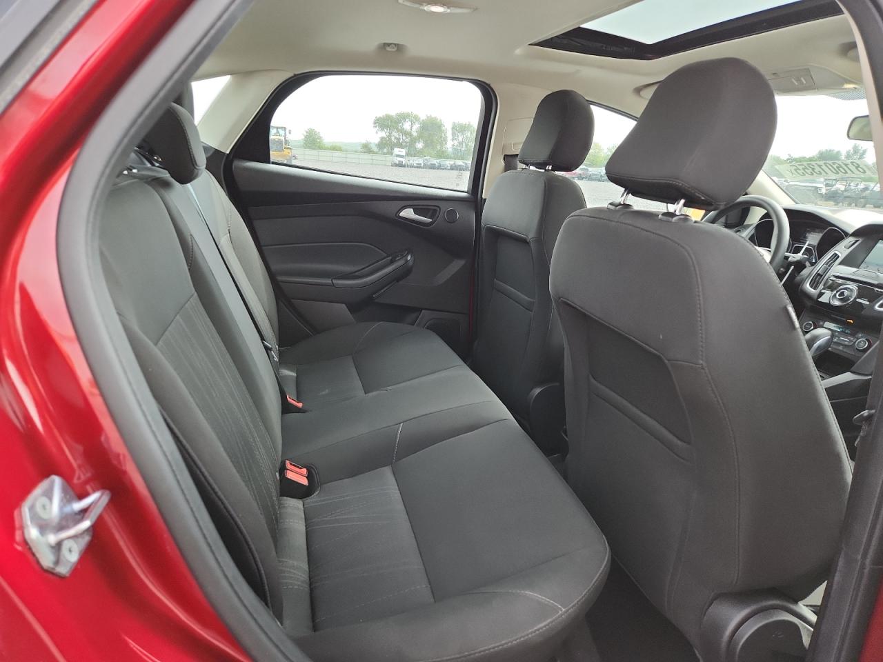 2017 Ford Focus Sel VIN: 1FADP3H22HL302488 Lot: 81601355