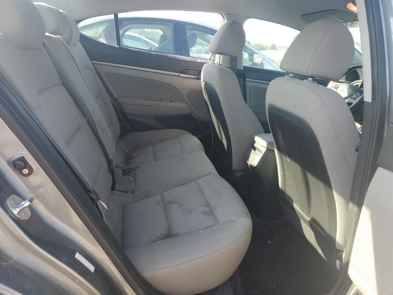 2017 Hyundai Elantra Se VIN: KMHD84LF7HU383341 Lot: 81430435