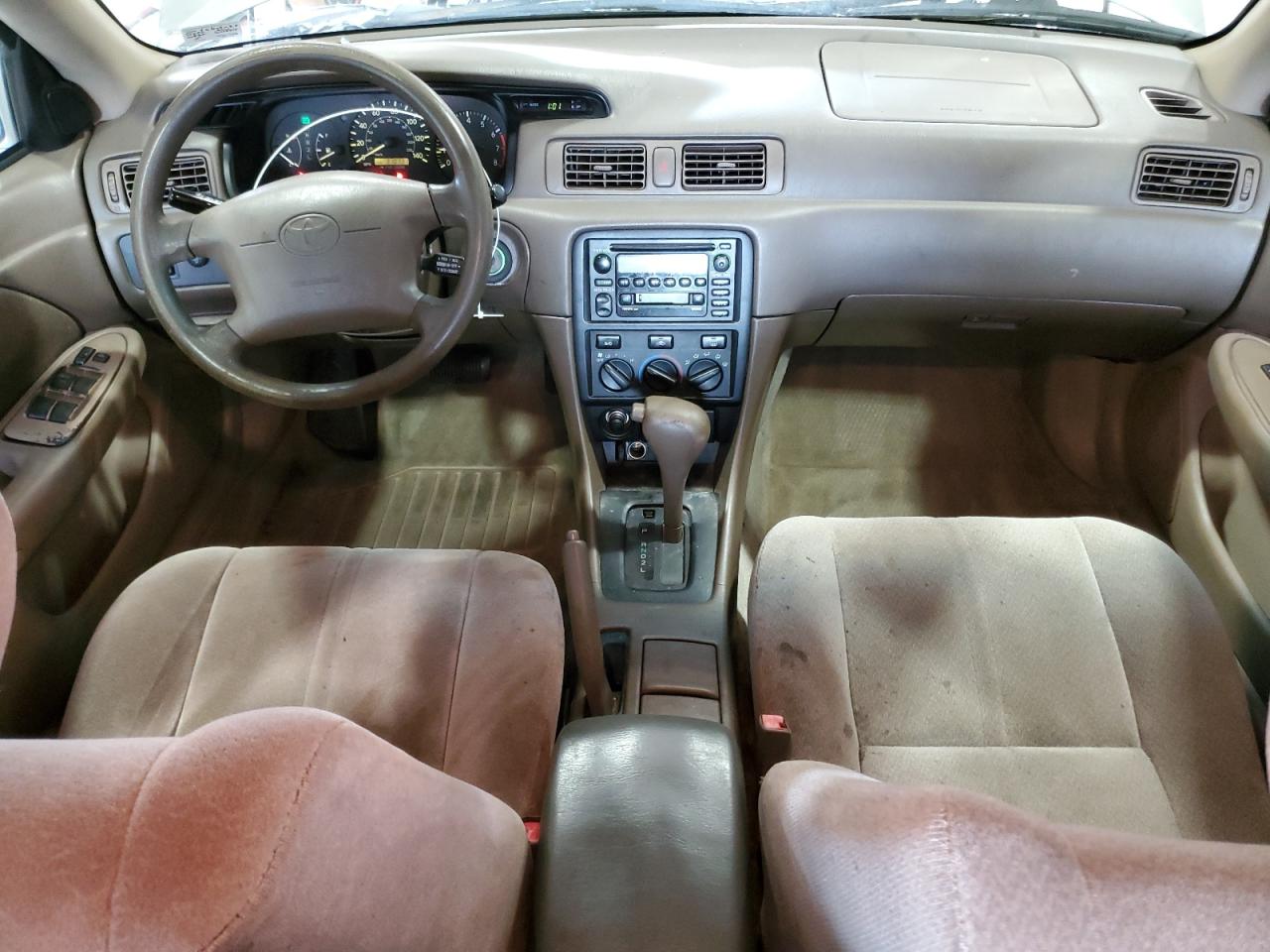 2000 Toyota Camry Ce VIN: JT2BG22K5Y0403037 Lot: 84022845