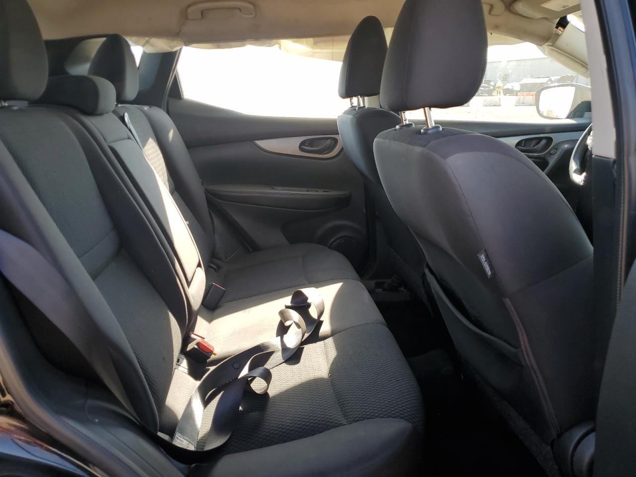 2018 Nissan Rogue Sport S VIN: JN1BJ1CR3JW289057 Lot: 81279235