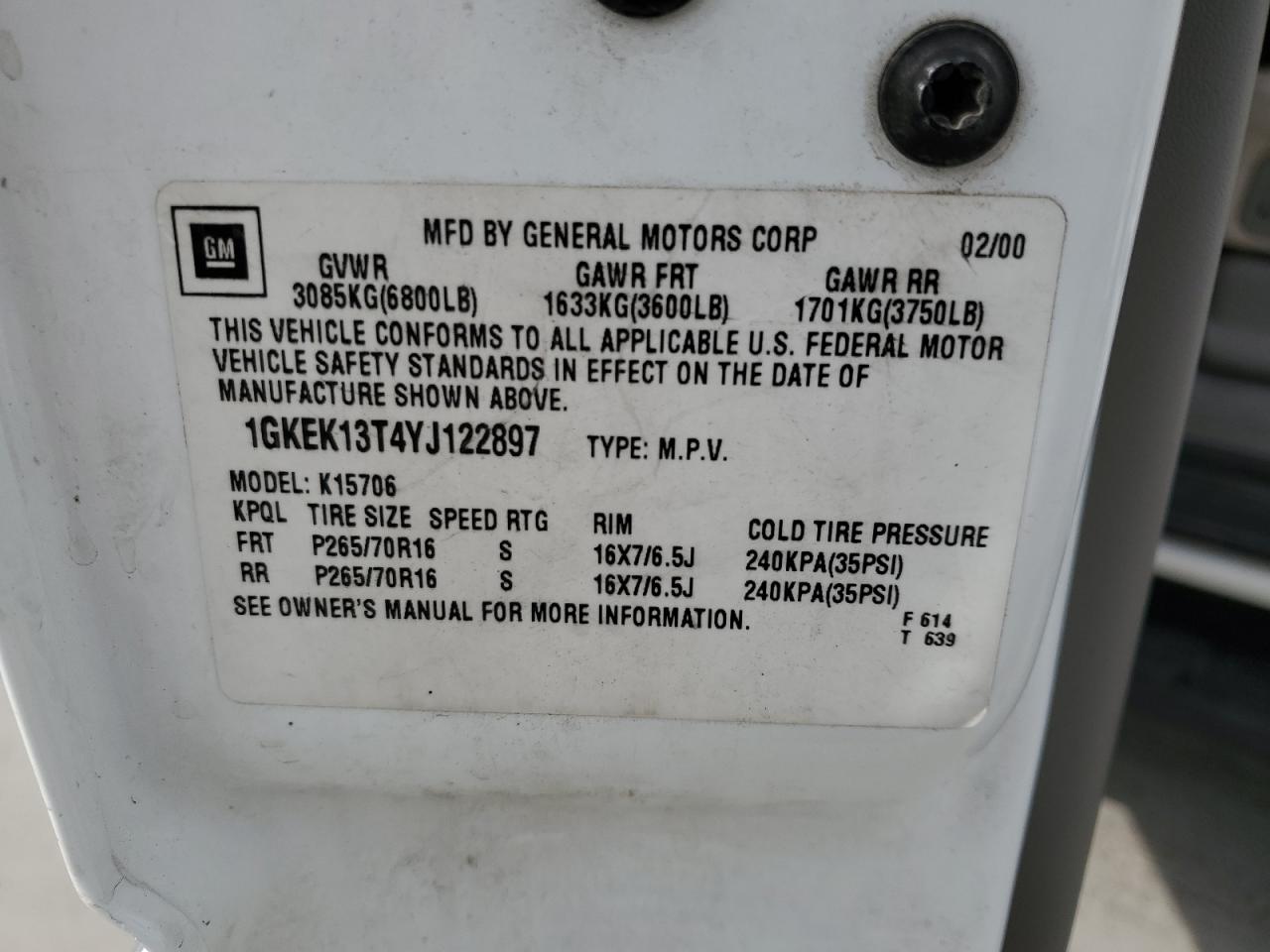 2000 GMC Yukon VIN: 1GKEK13T4YJ122897 Lot: 71997915