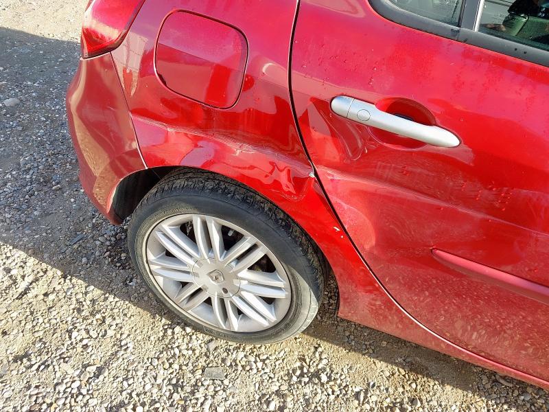 2010 RENAULT CLIO INITIALE TOMTOM VVT 