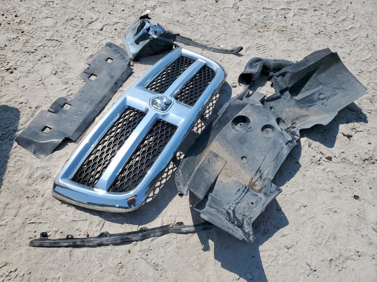 2017 Ram 2500 Slt VIN: 3C6UR5DL5HG620253 Lot: 80700325