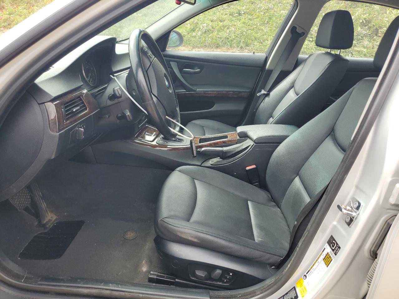 2006 BMW 325 Xi VIN: WBAVD13526KV04146 Lot: 81257575