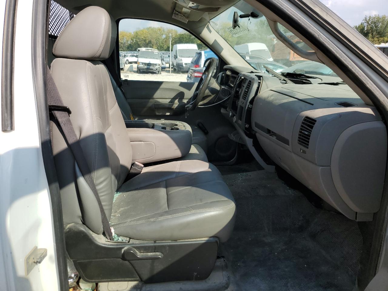 2008 Chevrolet Silverado C2500 Heavy Duty VIN: 1GBHC24K68E212695 Lot: 80909535