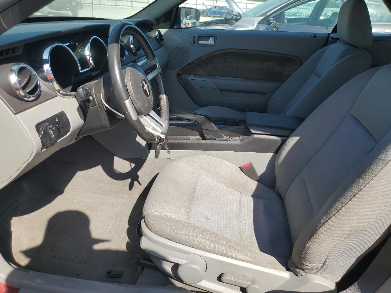 2008 Ford Mustang VIN: 1ZVHT84N985188107 Lot: 81092035