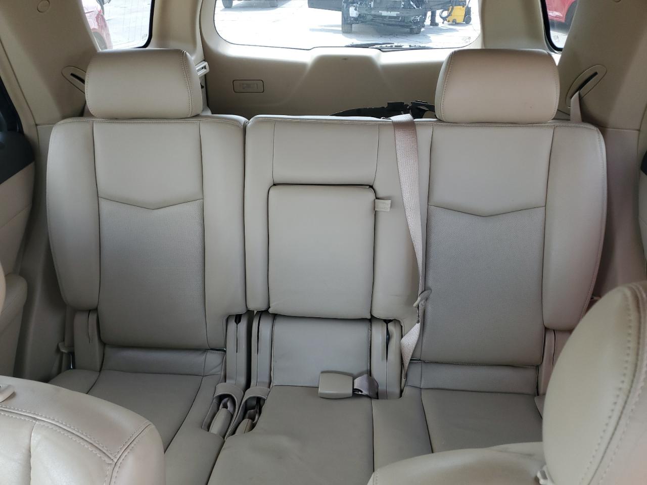 2008 Cadillac Srx VIN: 1GYEE637880188677 Lot: 81292885