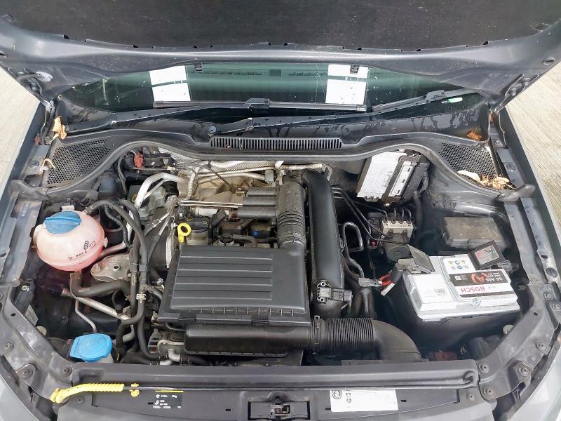 2015 VOLKSWAGEN POLO SE TSI 