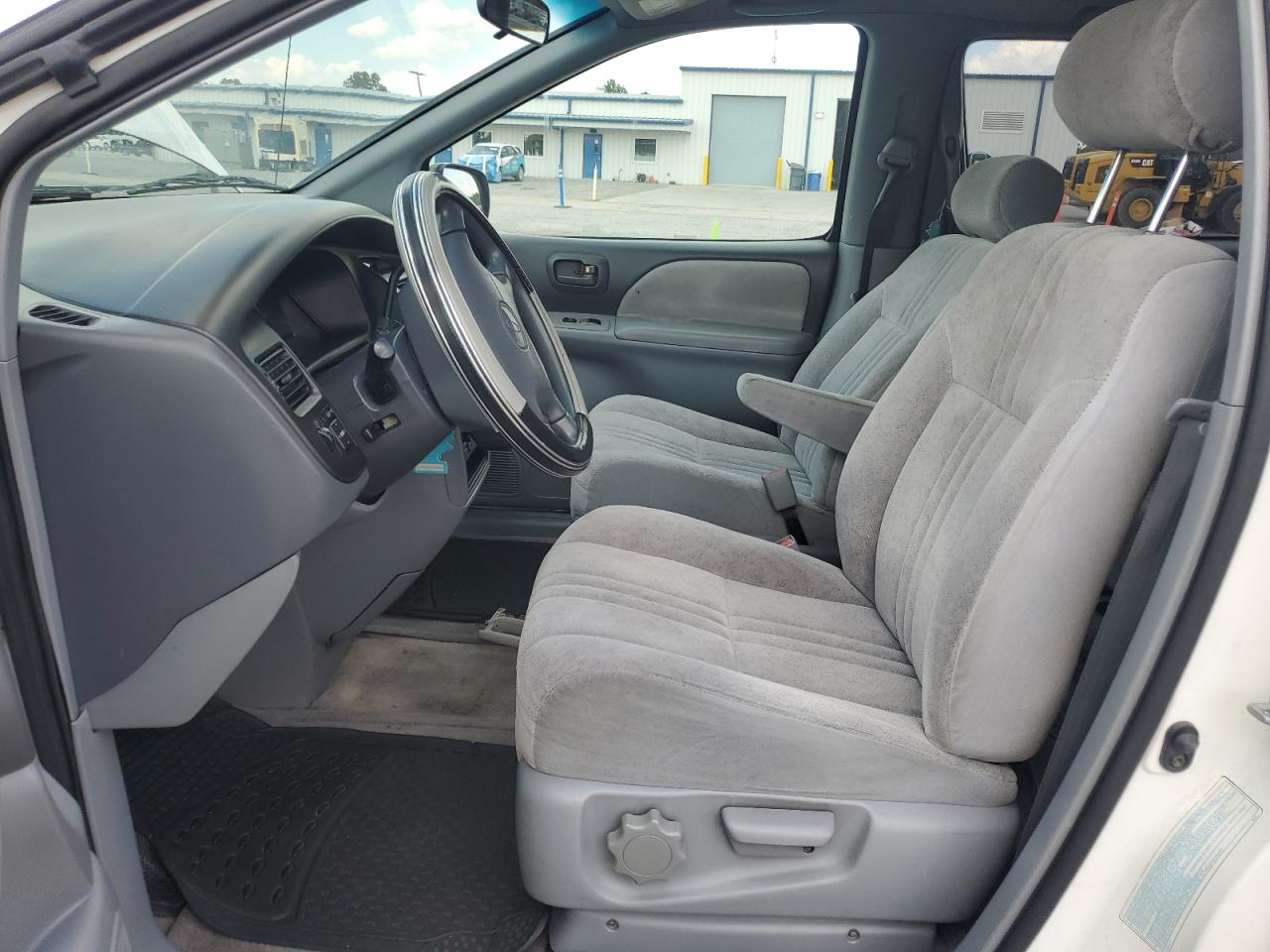 1999 Toyota Sienna Ce VIN: 4T3ZF19CXXU155962 Lot: 81711375