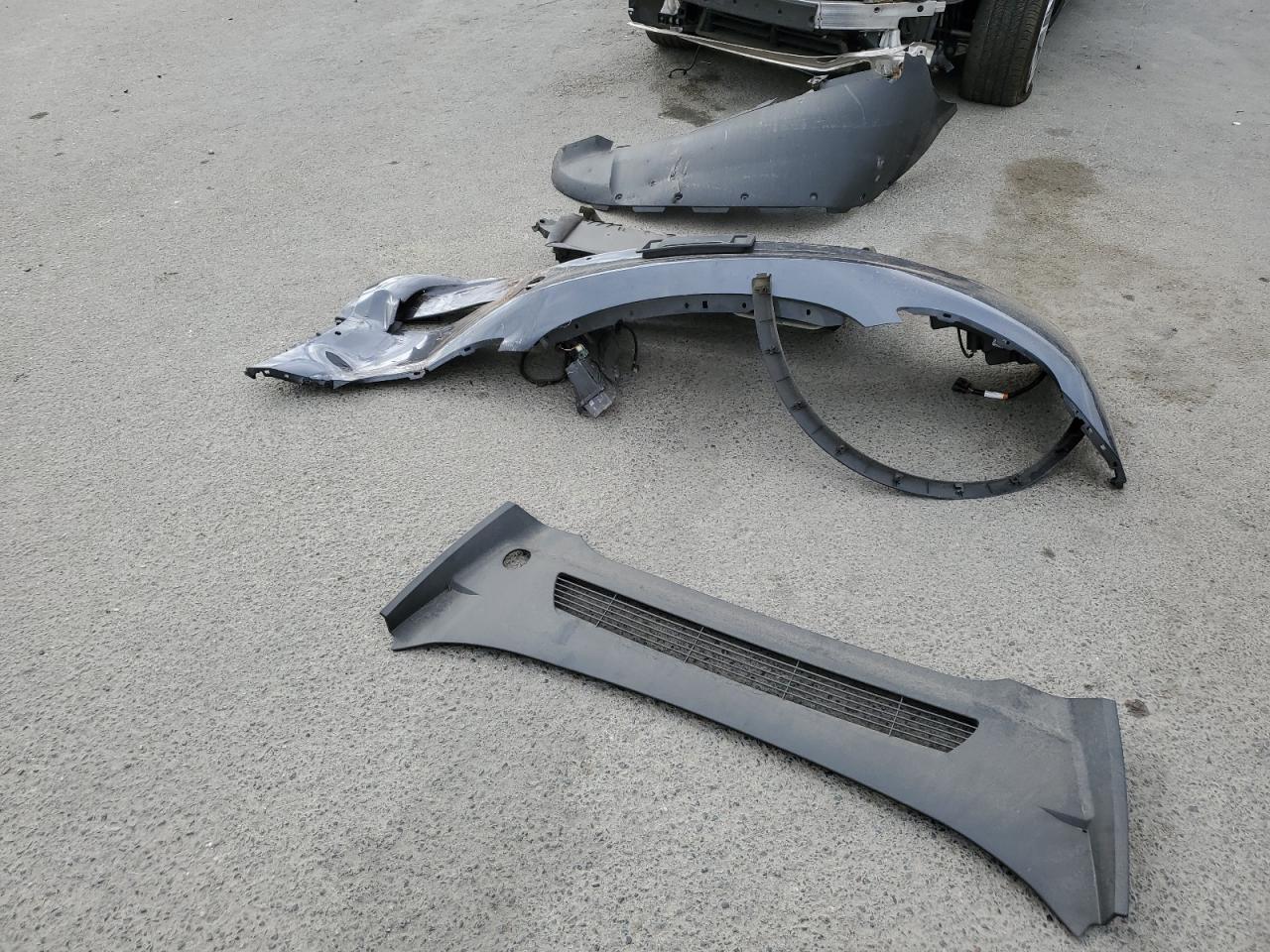 2021 Tesla Model Y VIN: 5YJYGDEE2MF257999 Lot: 84370155
