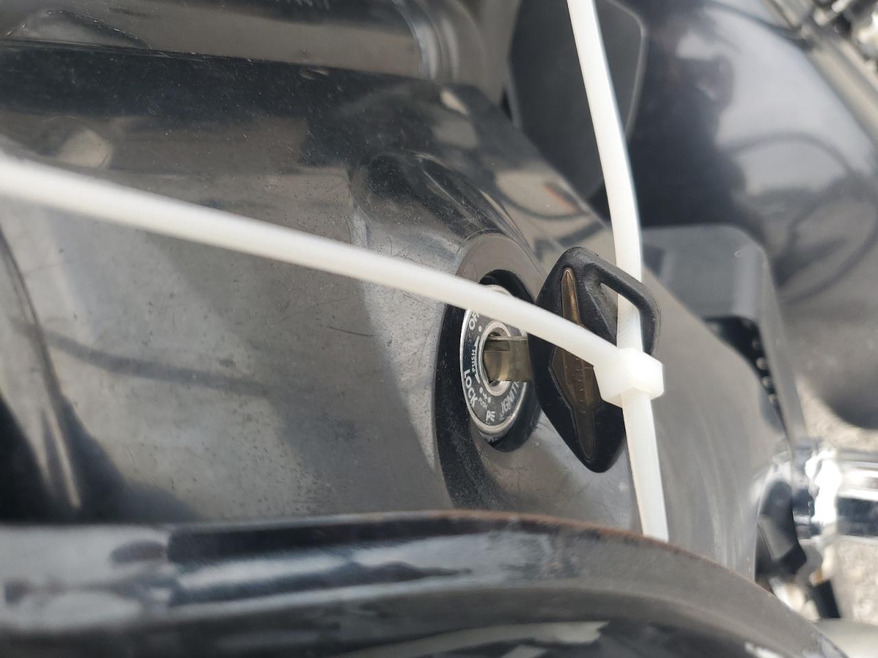 2006 Suzuki C50 VIN: JS1VS55A162114417 Lot: 80515195